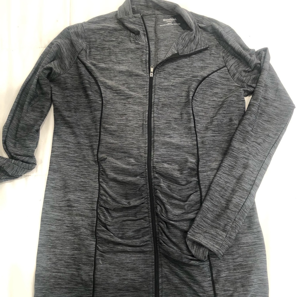 Maternity zip up top